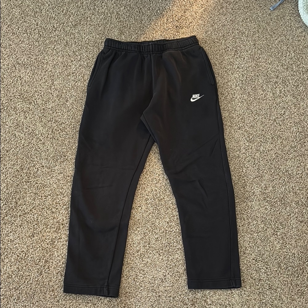 Nike Black Tapered Sweatpants